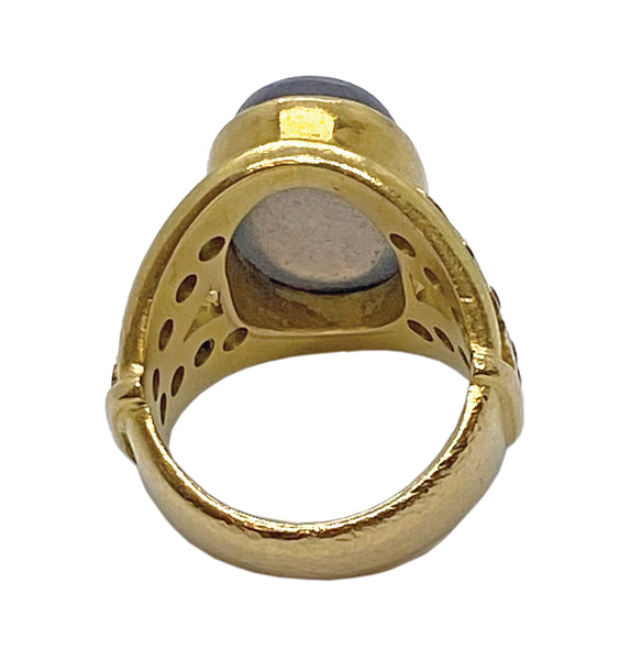 Elizabeth Locke Gold Labradorite Tsavorite Garnet Ring