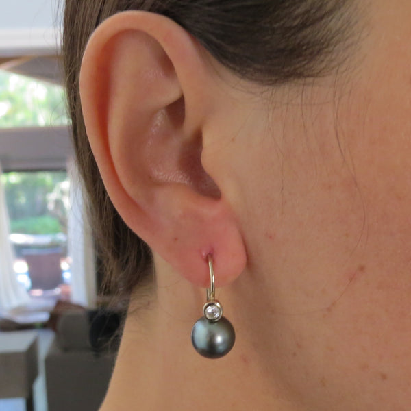 Mikimoto Tahitian Pearl Diamond Gold Earrings