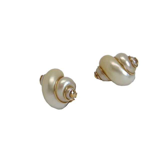 Maz Gold Shell Earrings